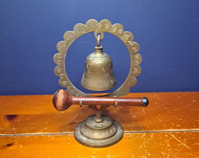 Vintage Etched Brass Table Bell, Vintage Etched Brass Table Gong With ...