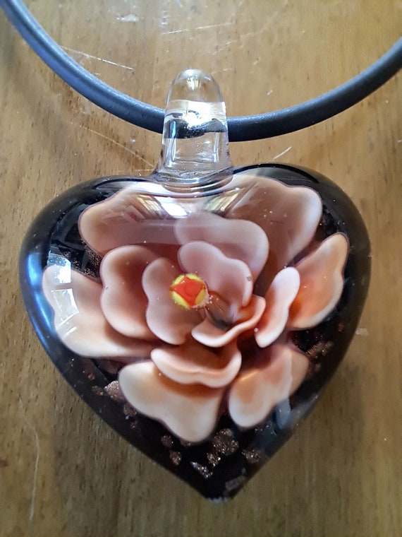 Gorgeous Murano Style Glass Pendant, Vintage Pink 