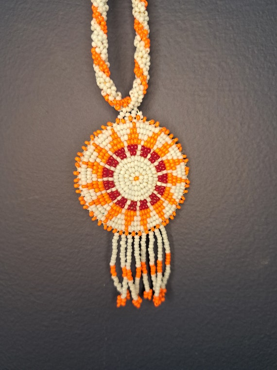 Gorgeous Vintage Indigenous Beadwork Necklace, Nat