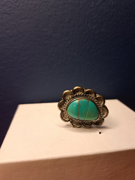 Stunning Vintage Turquoise and Silver Ring, South… - image 3