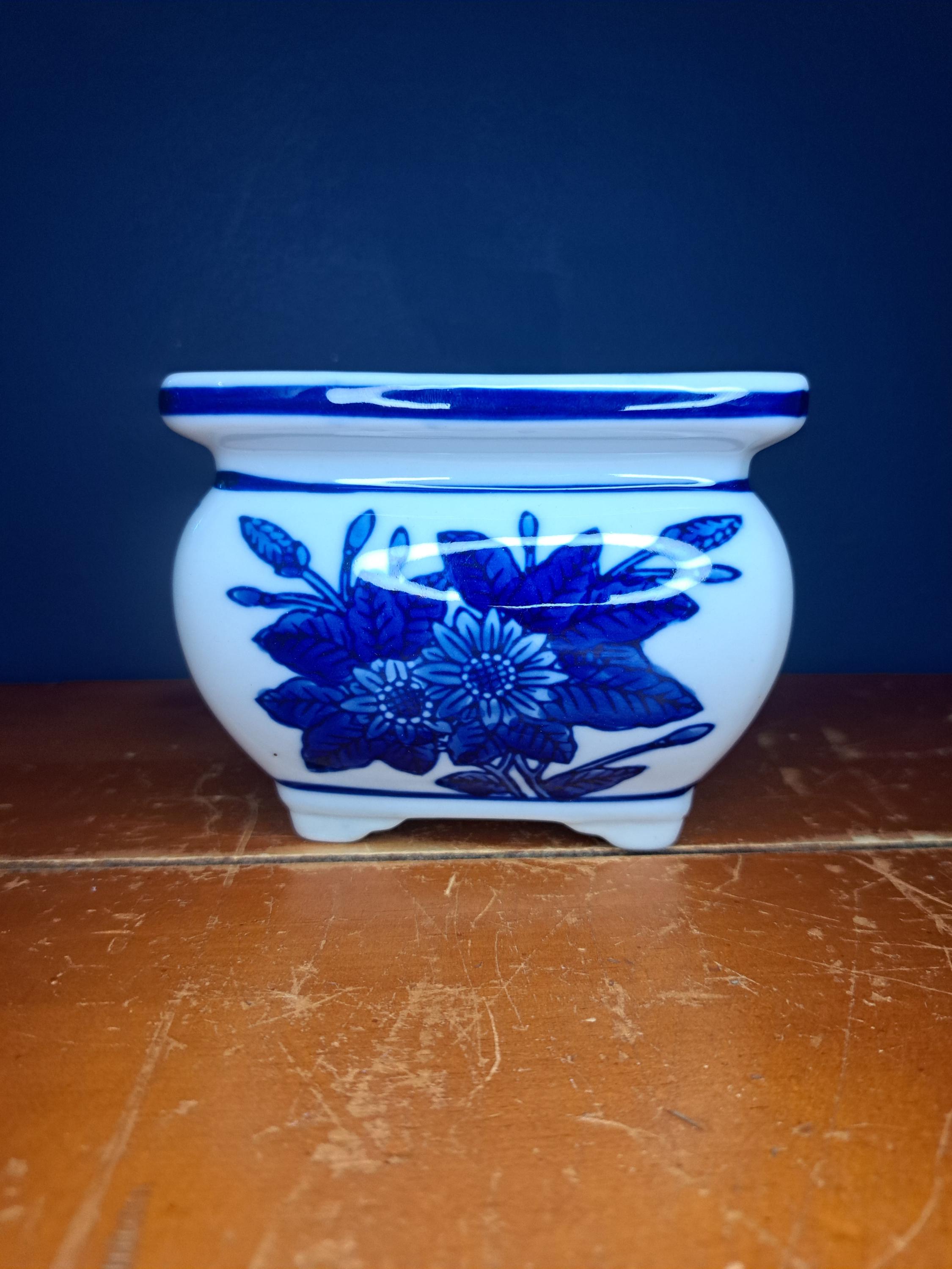 ヴィンテージの青と白のプランター、ヴィンテージの陶器の青と白の