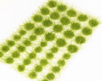 8mm 12mm MEDIUM GREEN GRASS: 45 Large Self-Adhesive Tufts Multi-Scale Scenery detail