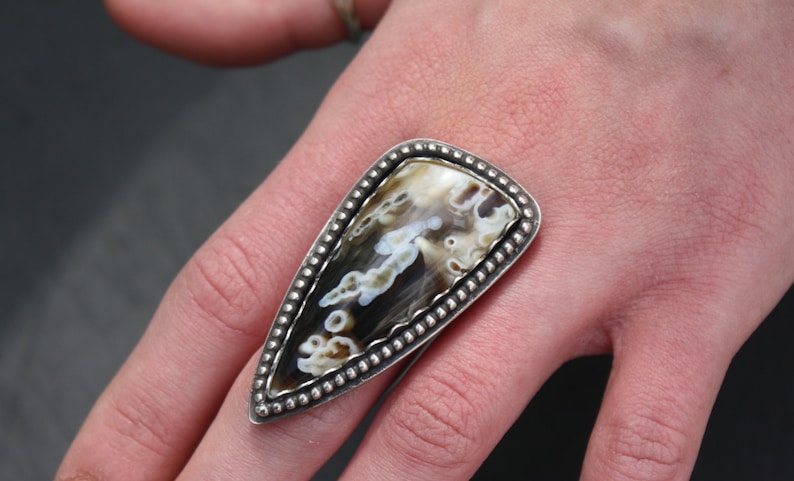 Cocktail Ring Sterling Silver Arco Tube Agate With Beaded boarder
