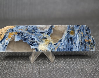 Lastra di Pietersite