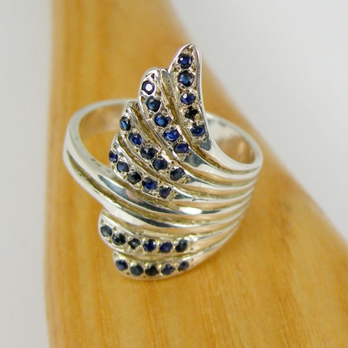 Shops 0.62 carats 31xRound Cut Blue Color Natural Australian Sapphire Gemstone Swirl Curl Statement Dress Ring Genuine 925 Sterling Silver - R780
