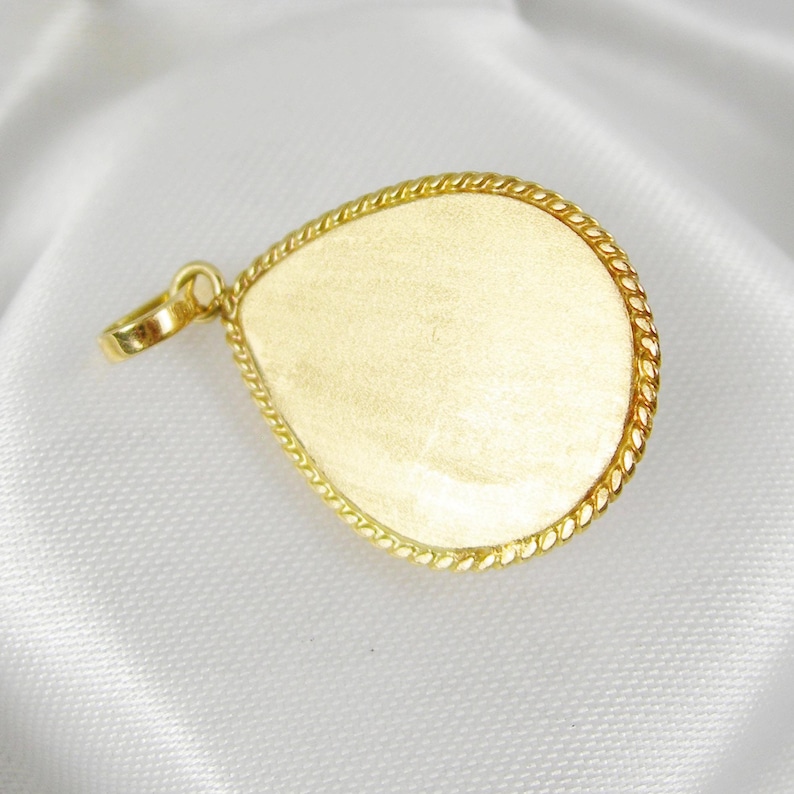 21x16mm Teardrop White Cultured Australian Mabe Pearl Bezel Large Pendant 750 18ct 18k Yellow Gold - 18MPP07 image 9