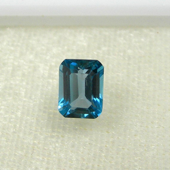 Topaze Bleue Londres Naturelle Du Brésil – 1,08 Carat, Traitée Par Irradiation