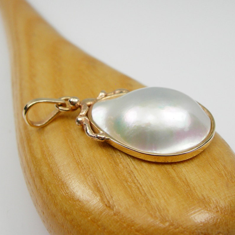 Pearl45 Pear 21x16mm Odd Shape High Luster Australia Saltwater Broome Mabe Pearl Bezel Drop Pendant Genuine 375 9k 9ct Yellow Gold