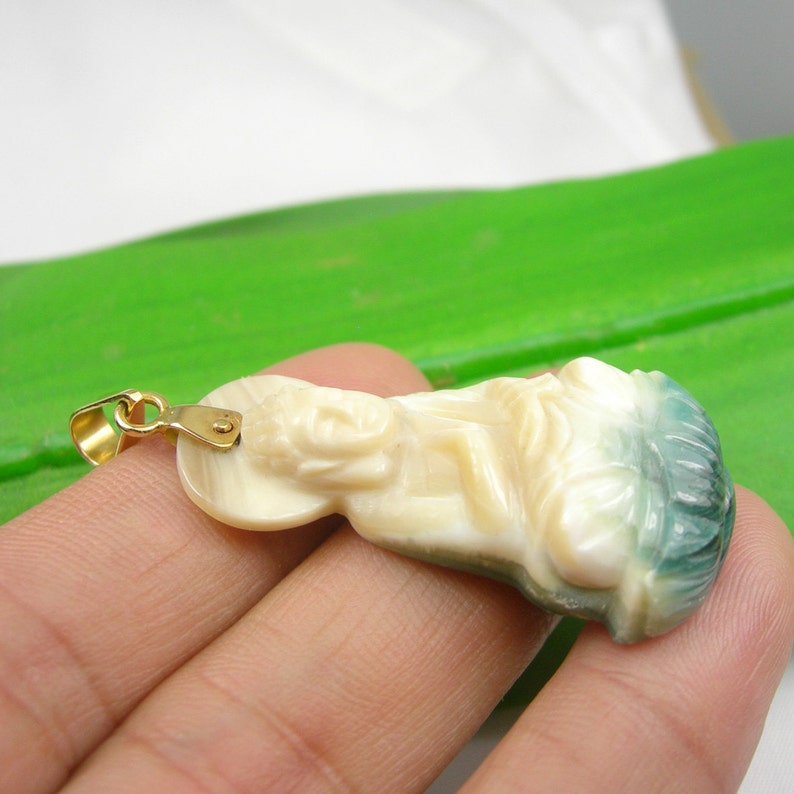 Handcarving Natural Seashell Mother Of Pearl Gautama Buddha Statue Buddhism Pendant Genuine 750 18k 18ct Yellow Gold Fale Fittings