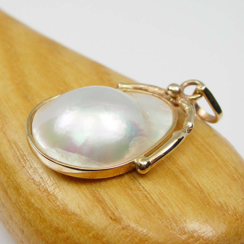 Odd 21x16mm Drop Pear Shape White Color Rainbow Australia Saltwater Mabe Pearl Bezel Drop Pendant Genuine 375 9ct 9k Yellow Gold Pearl39
