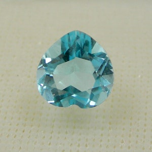 8mm Heart Faceted Cut Light Swiss Blue Colour Natural Blue Topaz Loose Gemstone, Average Weight 2.35 carat, Jewellery Supplied