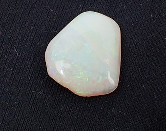 1.69 carats 11.7x10.4 mm Green Yellow Blue White Body Untreated Natural Australian Solid Light Opal Loose Gemstone