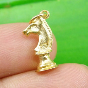 Schaakstuk Game Rook Horse 3-dimensionale bedelhanger, echt 375 9 kt 9 kt geelgoud of 750 18 kt 18 kt geelgoud - C252