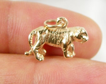 Year Of The Tiger Chinese Zodiac Animal Sign Charm Pendant Genuine 375 9k Yellow Gold, Genuine 750 18k Yellow Gold - C243