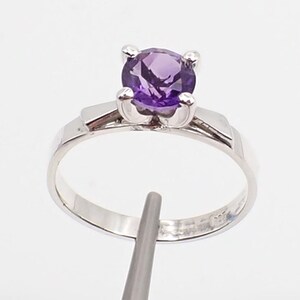 1.02 carat Round 6.50mm Brilliant Cut Purple Colour Natural Amethyst Solitaire Ring Genuine 925 Sterling Silver, R468