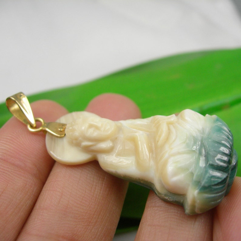 Handcarving Natural Seashell Mother Of Pearl Gautama Buddha Statue Buddhism Pendant Genuine 750 18k 18ct Yellow Gold Fale Fittings