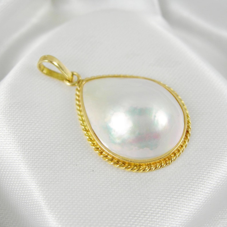 21x16mm Teardrop White Cultured Australian Mabe Pearl Bezel Large Pendant 750 18ct 18k Yellow Gold - 18MPP07 image 8