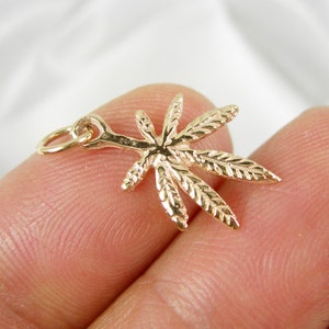 Marijuana Leaf Plant Charm Pendant Genuine 375 9ct 9k or 750 18ct 18k Yellow Gold - C2003 image 8