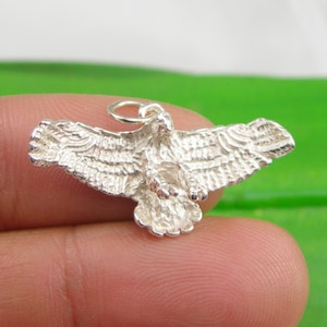 Eagle Bird Of Prey Animal 3 Dimensional Pendant Charm Genuine 925 Sterling Silver, Genuine 375 9ct 9k or 750 18ct 18k Yellow Gold - C2014