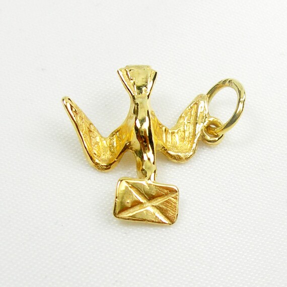 SOLID 9ct YELLOW GOLD 3D DOVE BIRD with LETTER MESSENGER Charm/Pendant SOLID 9ct YELLOW GOLD 3D DOVE BIRD with LETTER MESSENGER Charm/Pendant