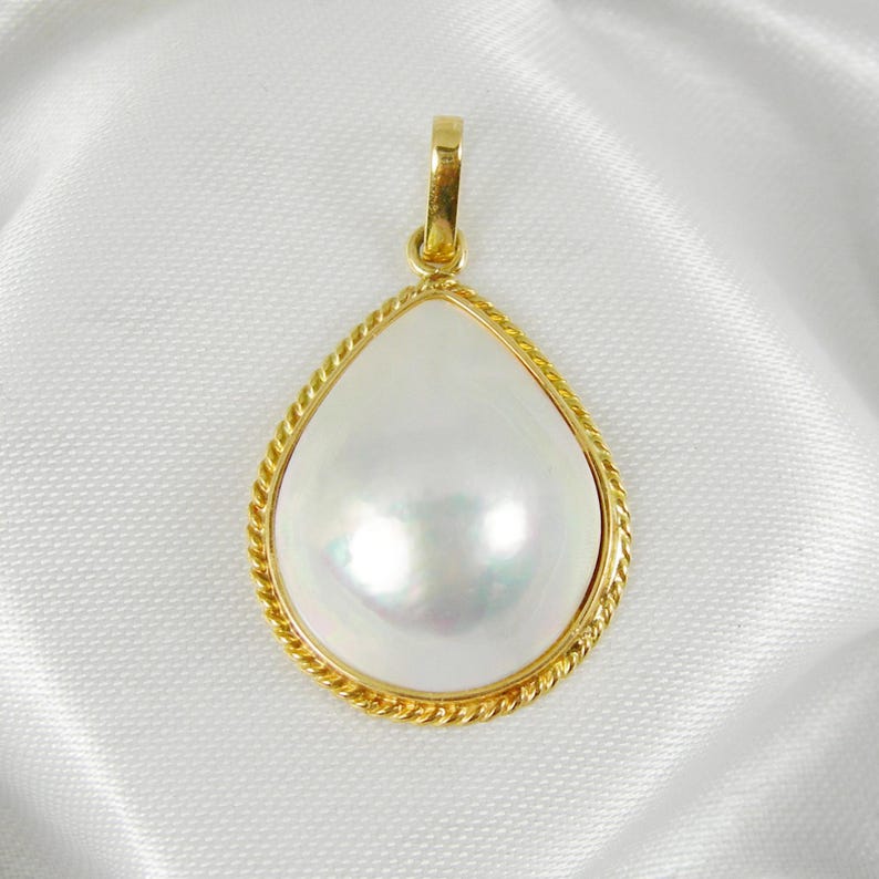 21x16mm Teardrop White Cultured Australian Mabe Pearl Bezel Large Pendant 750 18ct 18k Yellow Gold - 18MPP07 image 3