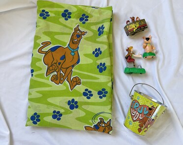 Old scooby doo blanket sale