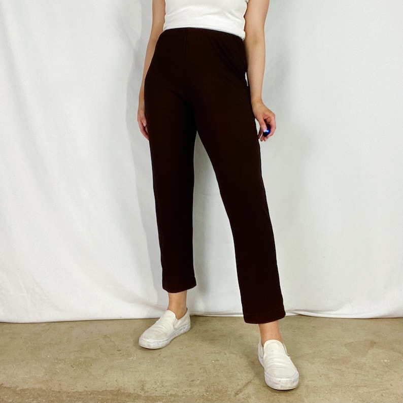 90s Textured Joggers Small Dark Brown Straight Leg Tapered Fit High Waisted Elastic Waist Pants Relaxed Comfortable Sweatpants Vintage Y2K