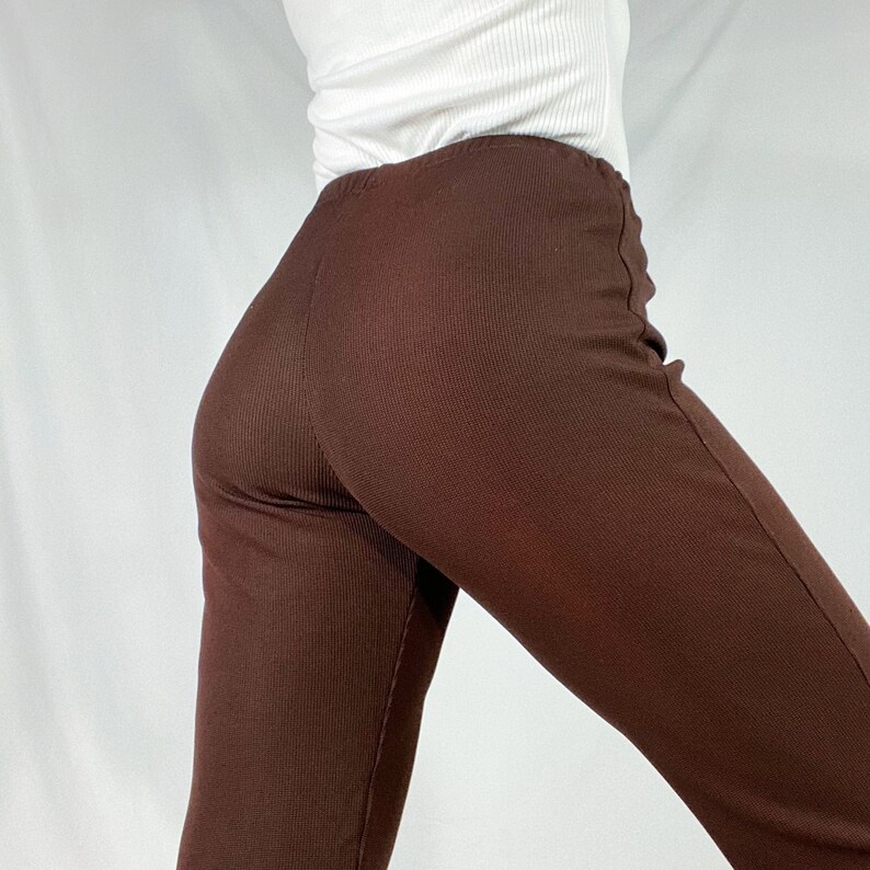 90s Textured Joggers Small Dark Brown Straight Leg Tapered Fit High Waisted Elastic Waist Pants Relaxed Comfortable Sweatpants Vintage Y2K