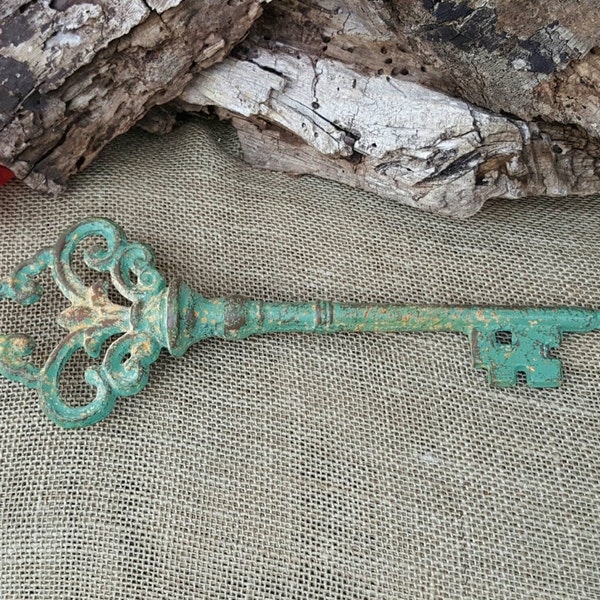 Skeleton key, key decor, decorative wall key, cast iron key decor, rustic key deocr, antique skeleton key, Victorian key, iron anniversary