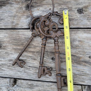 Keys, Iron keys, key set, skeleton keys, rustic keys, decorative keys, steam punk, cast iron keys, Victorian keys, iron key, key decor image 9