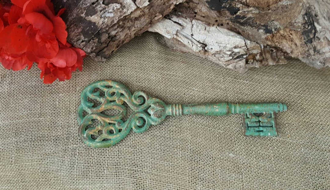 Skeleton Key, Key Decor, Decorative Wall Key, Cast Iron Key Decor