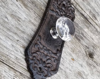 wall hook, door knob, cast iron hook, rustic hook, entry hook, bathroom hook, robe hook, jewelry holder, home decor, picture hanger