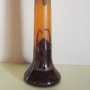 Jarrón antiguo art nouveau Le Verre Francais, vidrio cameo grabado al ácido, Schneider, 1919-1922, diseño SCARAB,