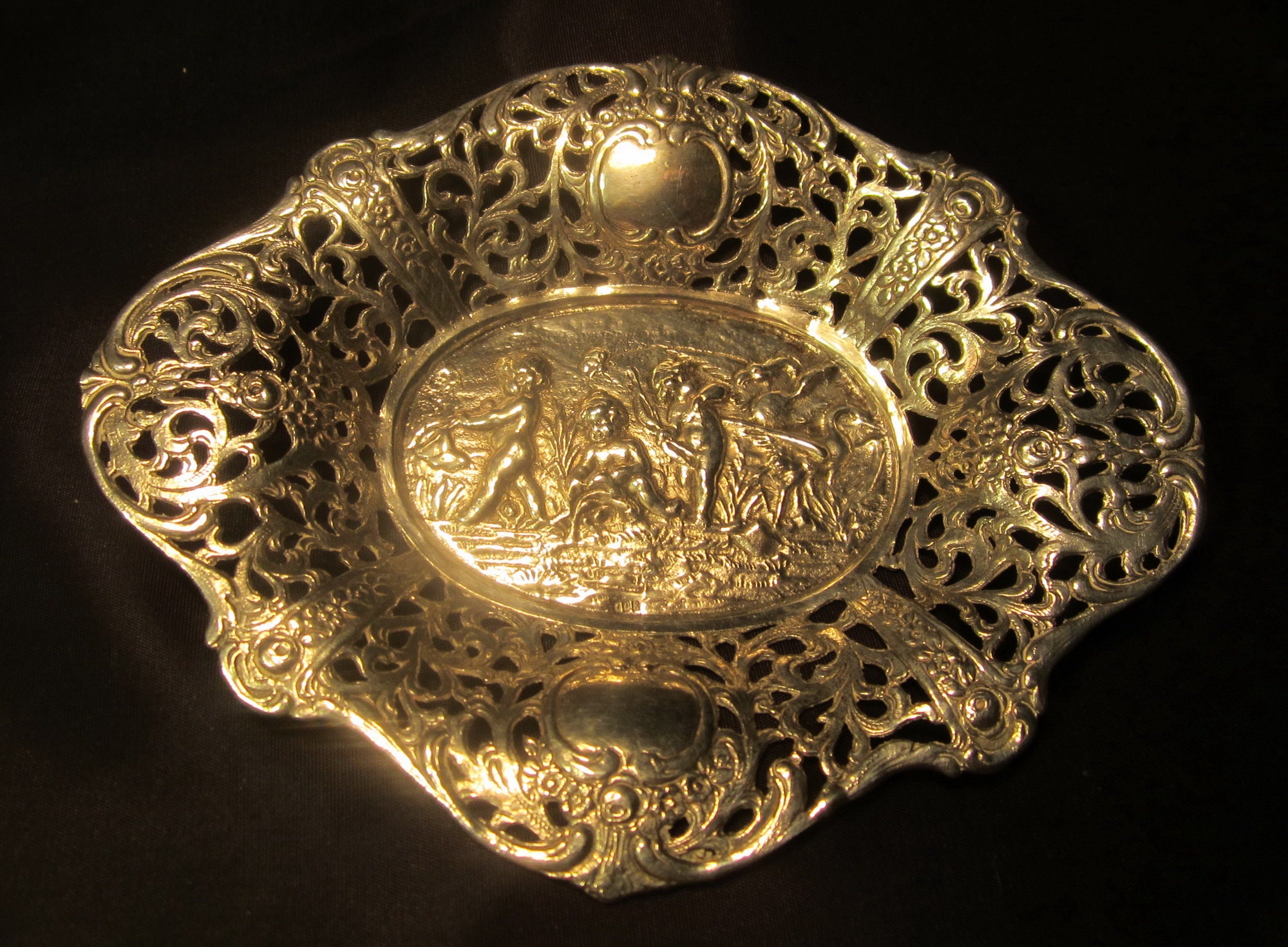 Plat Antique En Argent,