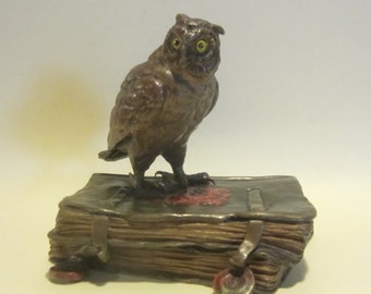 ANTIQUE Vienna bronze: owl on books; cold painted Wiener bronze, signed by Franz Bergmann ca 1900