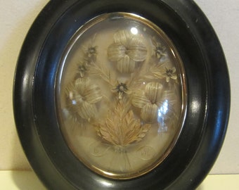 Antiguo trabajo de peinado enmarcado francés victoriano, marco de luto, trabajo de peinado con paleta; memento mori; mm168