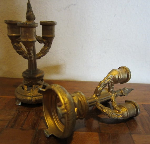 アンティーク人形用キャンドルスティック 2 本、キャンドルホルダー