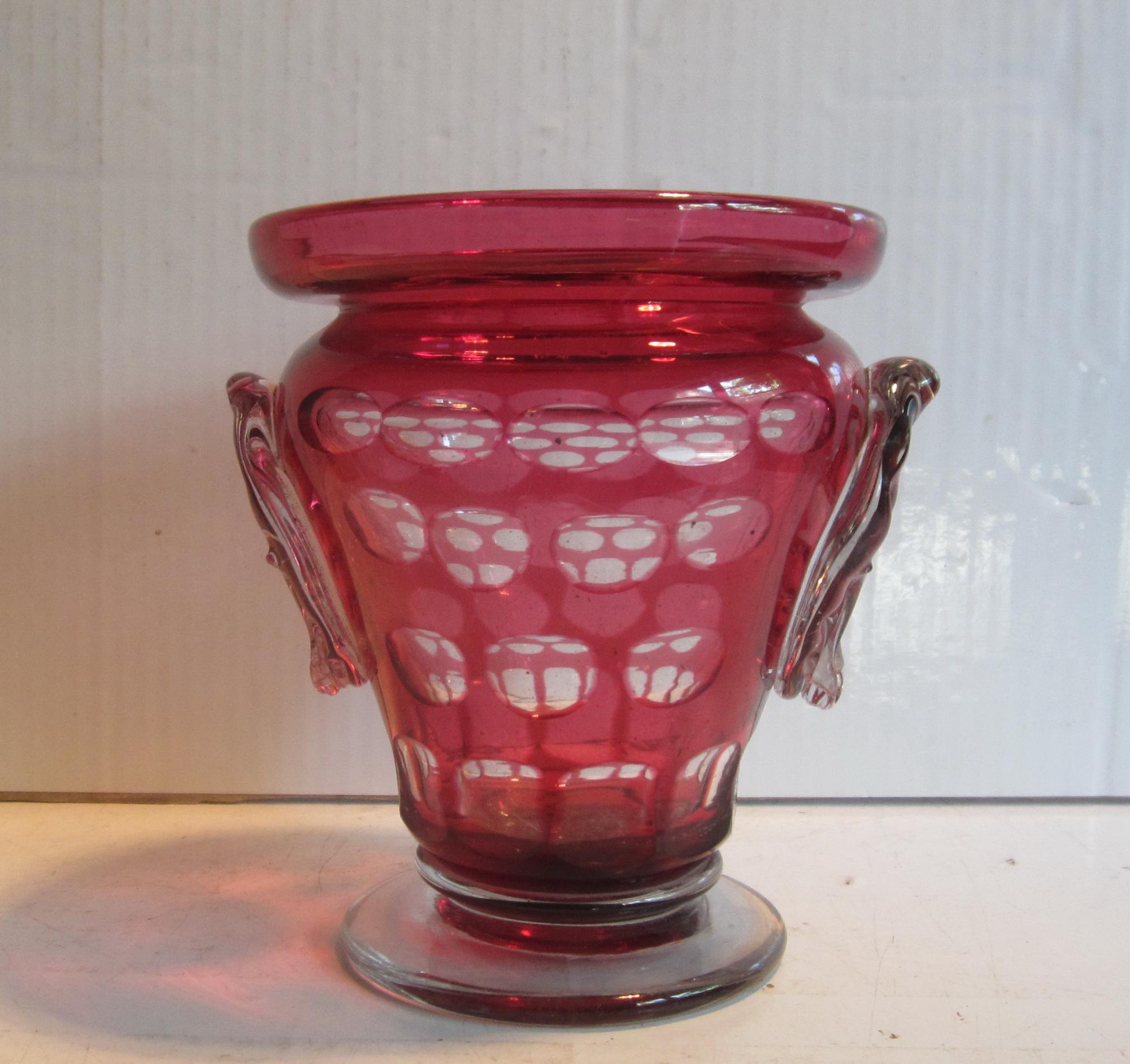 SAINT LOUIS サンルイ ヴェルサイユ　高20.5cm 赤被せ 花瓶 SAINT LOUIS サンルイ クリスタル 高20.5cm 赤被せ 花瓶