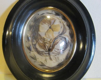 Antiguo trabajo de peinado enmarcado francés victoriano, marco de luto, trabajo de peinado con paleta; memento mori; mm150