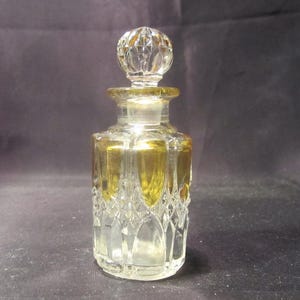 Antique Val Saint Lambert crystal perfume bottle vanity for prestigious dressing table VSL Belgium; 4,35 inch high