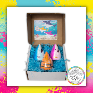 Hai Badebombe Geschenk Set - Hai Angriff rosa und tiger Geschenke Geburtstagsgeschenk Fizzer Fun Kids Weihnachtsgeschenk