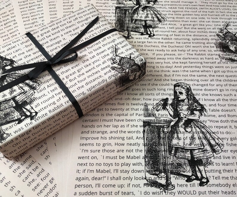 LITERATURE CRAFT WRAP 6 x SHEETS OF ALICE IN WONDERLAND PAPER IN CREAM A3 SIZE