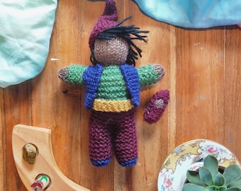 Silvercap's Waldorf Inspired Knitted Knifolk Pattern and Tutorial.