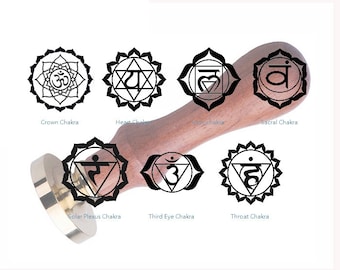 Timbro con sigillo in cera SEVEN CHAKRA YOGA / Regalo per meditazione / Festa di nozze / Timbro per invito di compleanno (timbro da 3 cm)