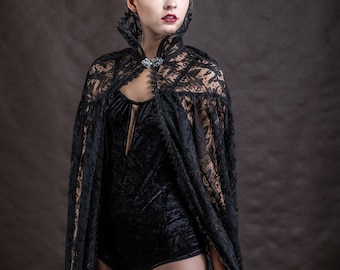 Gothic Elegant black velvet and lace CAPE with witch high collar, Gothic Victorian Vampire, Halloween