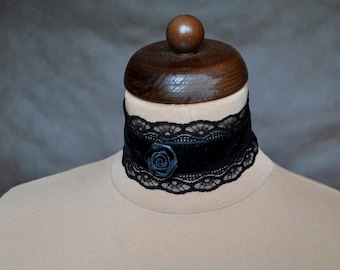 Choker Elegant  GOTHIC VAMPIRE Glamour, necklace, black velvet ribbon with rose, tied on the backside with black ribbon