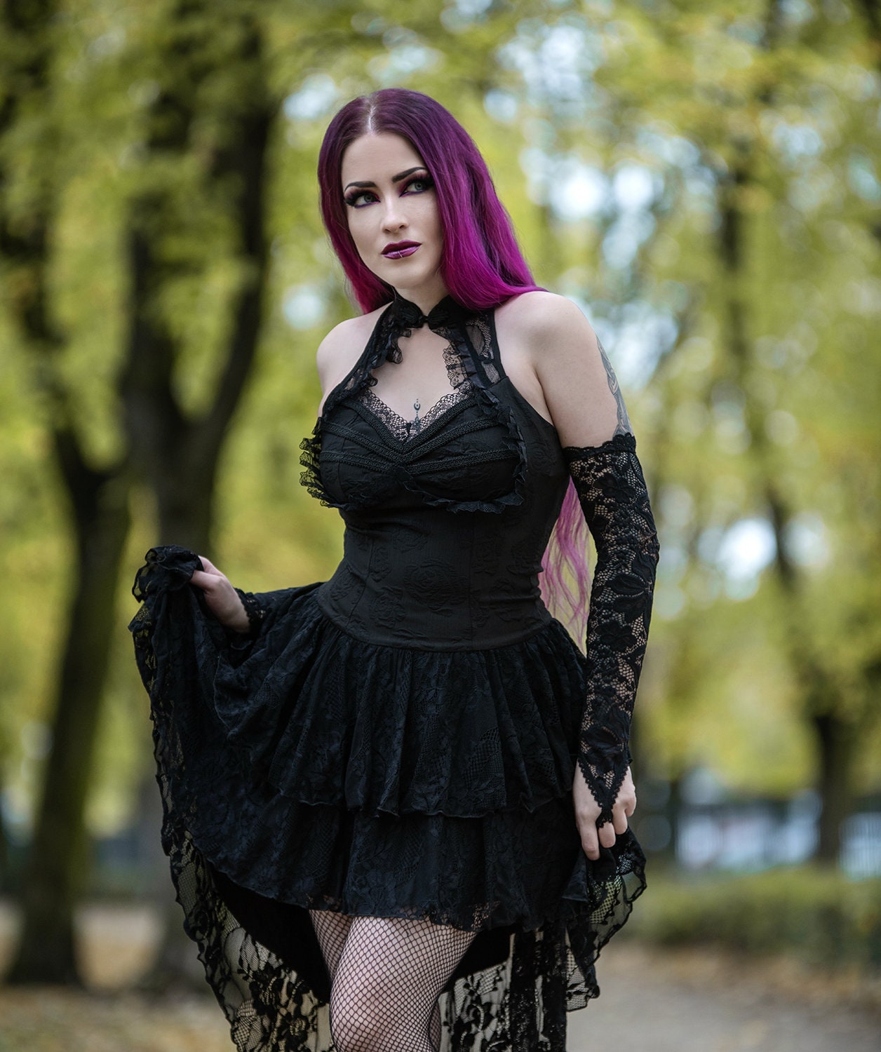 Elegant long lace gloves GOTHIC VAMPIRE Victorian Burlesque Evening Glamour sleeves, armwarmers, black lace with middle finger loop - Thumbnail 2