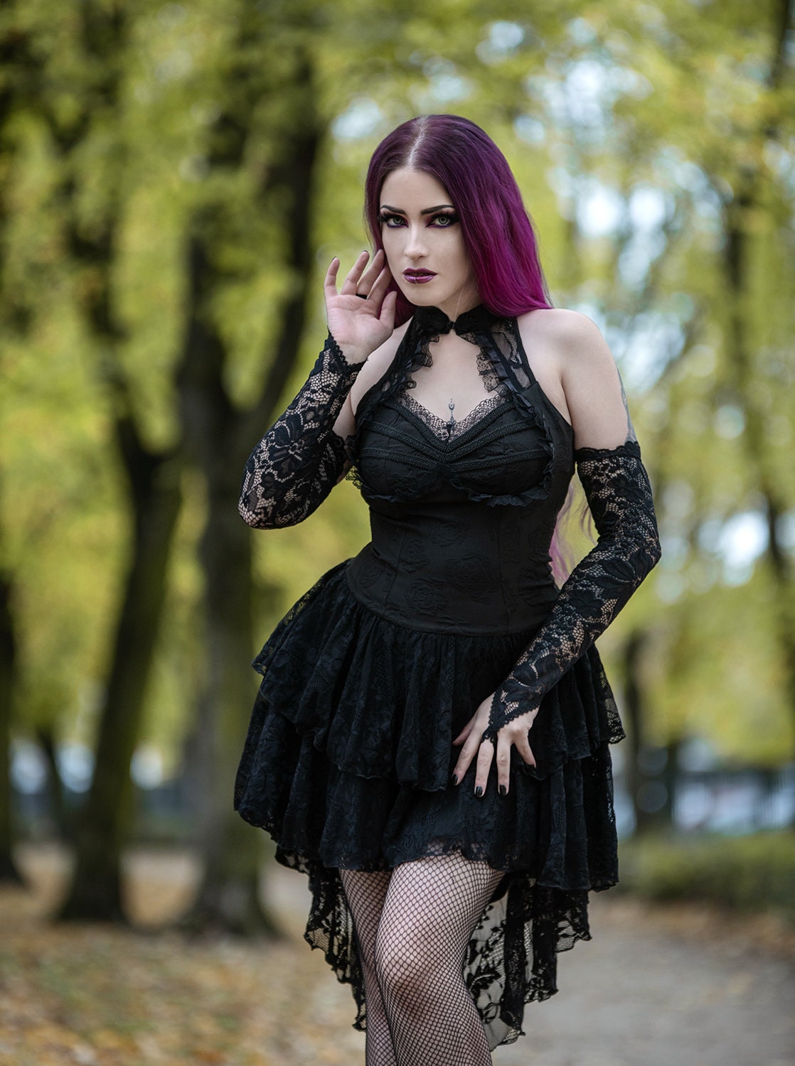Elegant long lace gloves GOTHIC VAMPIRE Victorian Burlesque Evening Glamour sleeves, armwarmers, black lace with middle finger loop - Thumbnail 3