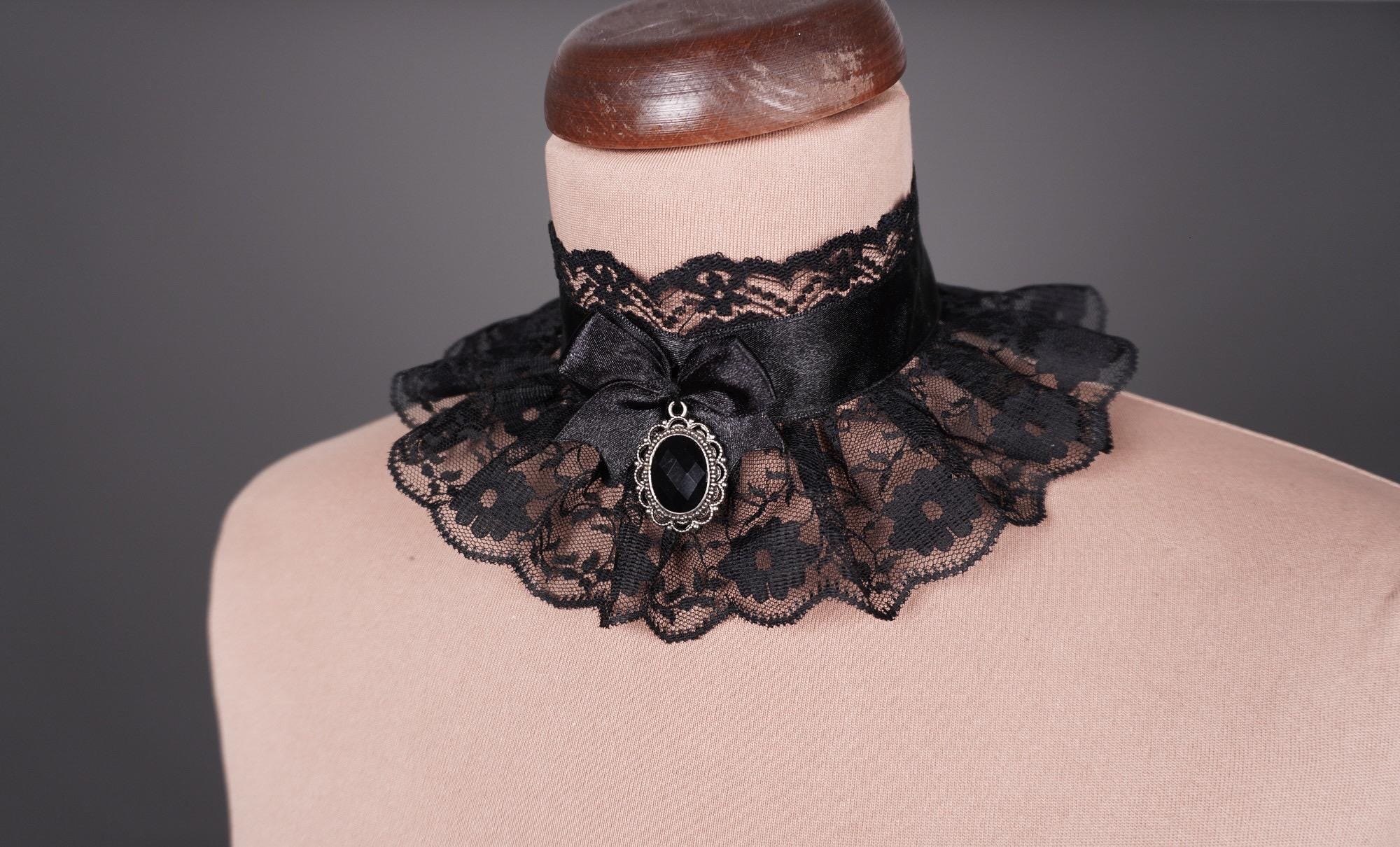 Elegant GOTHIC vampire Glamour CHOKER GORGET black lace  and satin ribbon and pendant, prom, Halloween, festivals, goth, alternative - Image 1