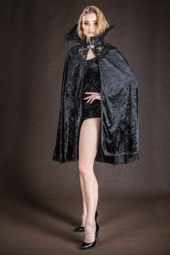 Gothic Elegant Black Velvet and Lace CAPE With Witch High Collar, Gothic  Victorian Vampire, Halloween 